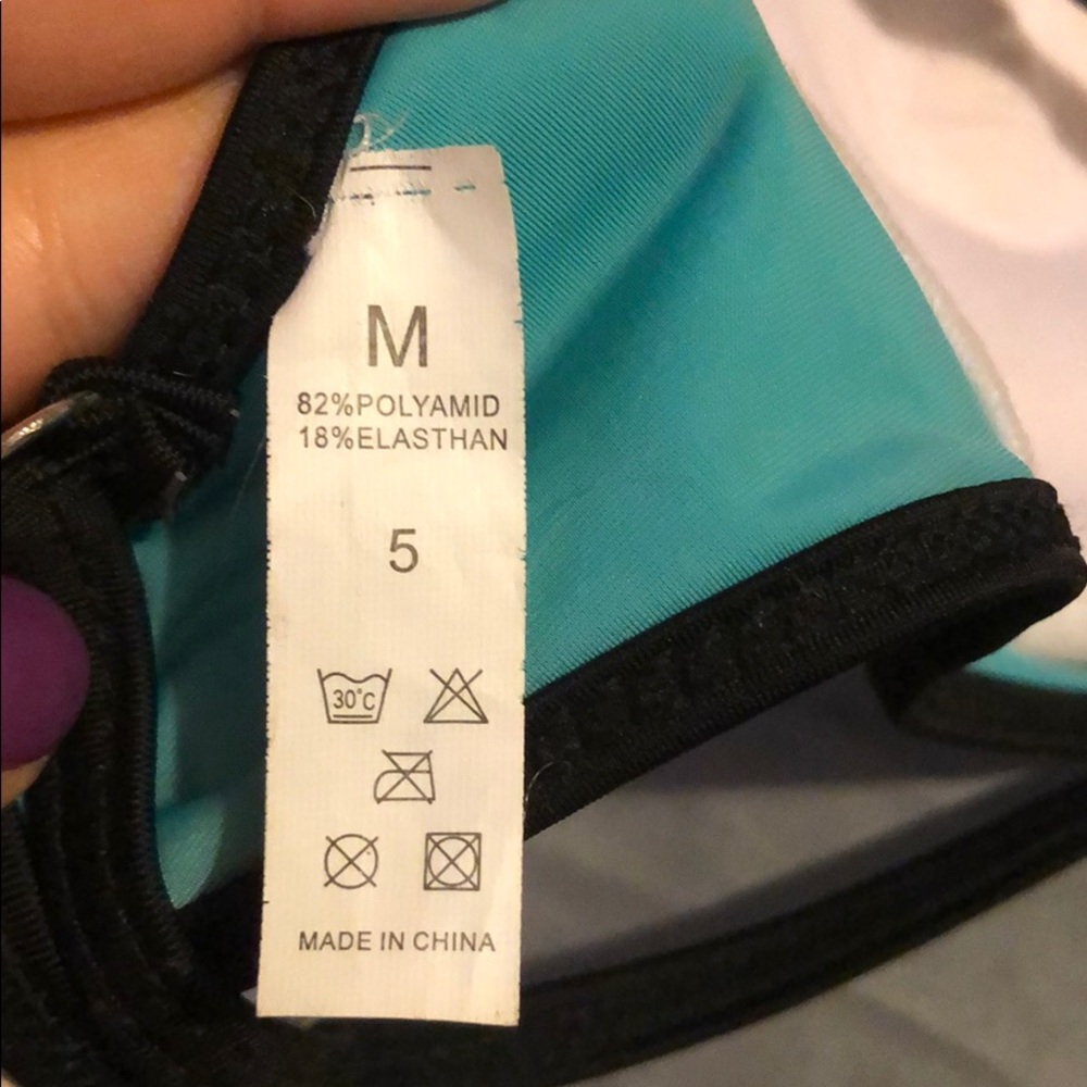 NWT Colorblock Cross-strap Bathing Suit Top - Picture 4 of 4